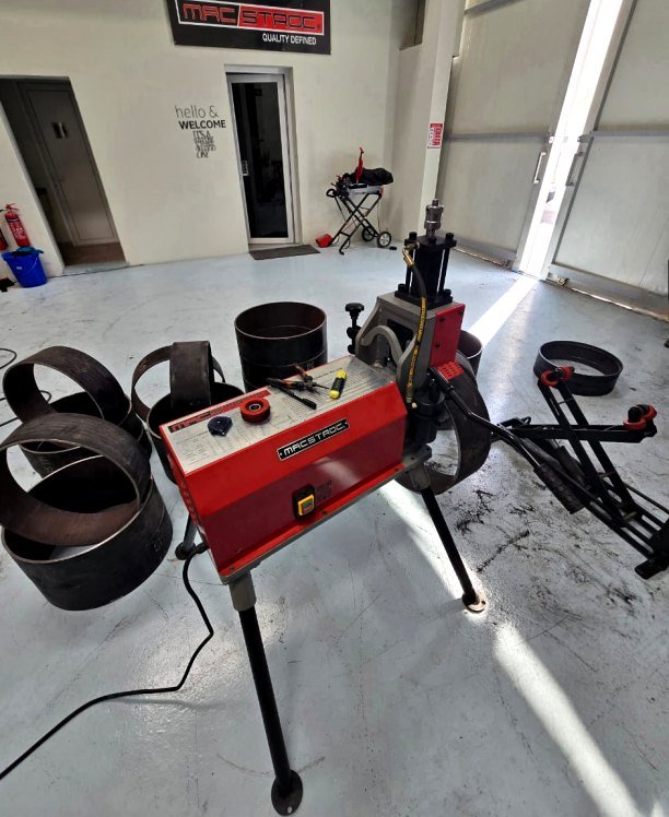 rollgroover-pipegroovingmachine-saudiarabia-KSA-rollgroovingmachine-dammam-ridgidrollgroover
